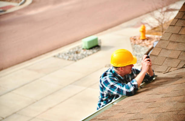 Best Roof Gutter Cleaning  in Yoakum, TX
